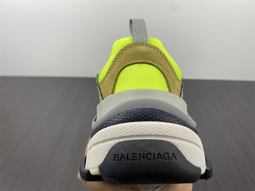Balenciaga Triple S Trainer 'Neon Yellow' - 483513W09017320