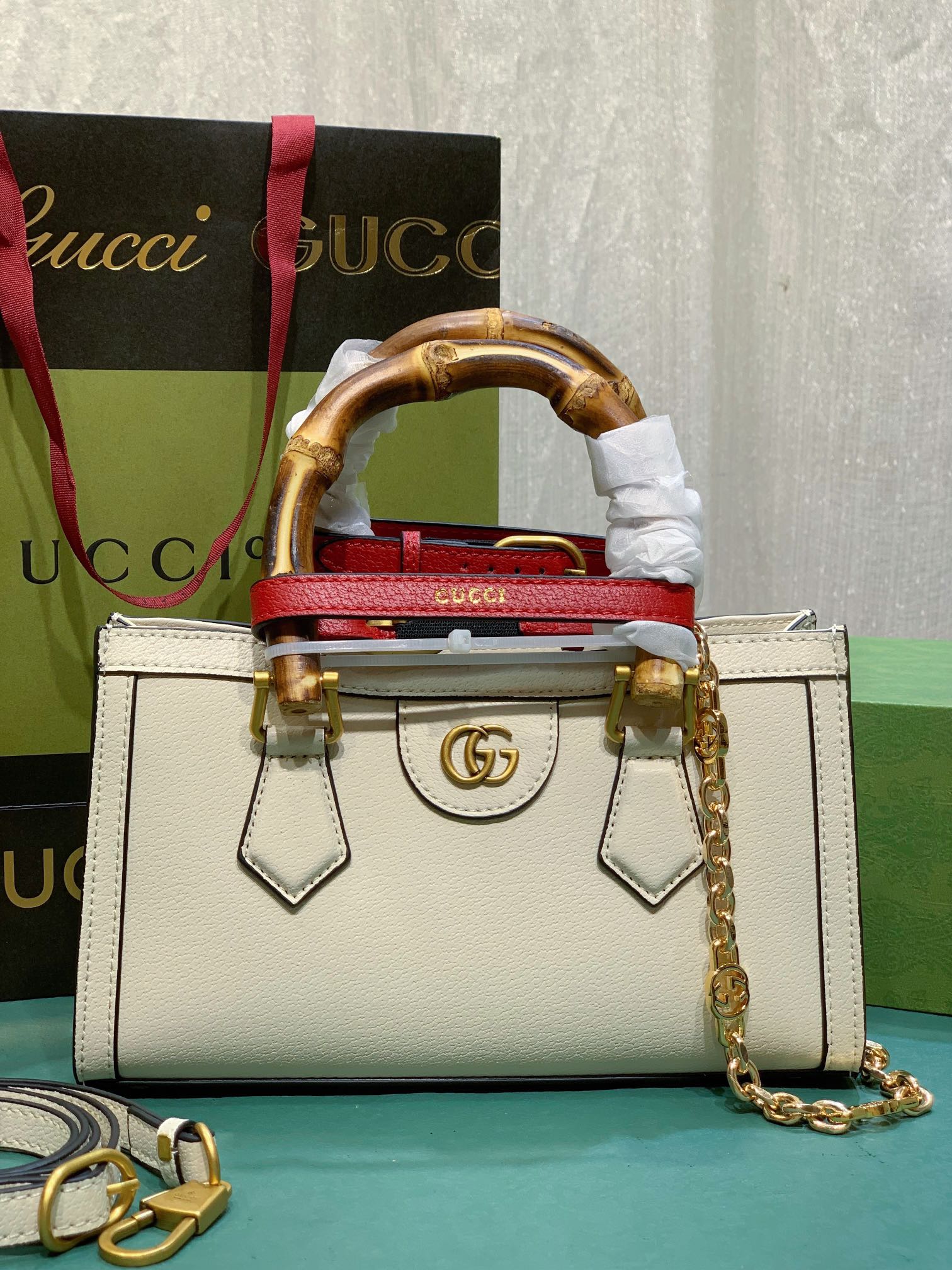 Gucc Diana 735153 27*15.5*11cm