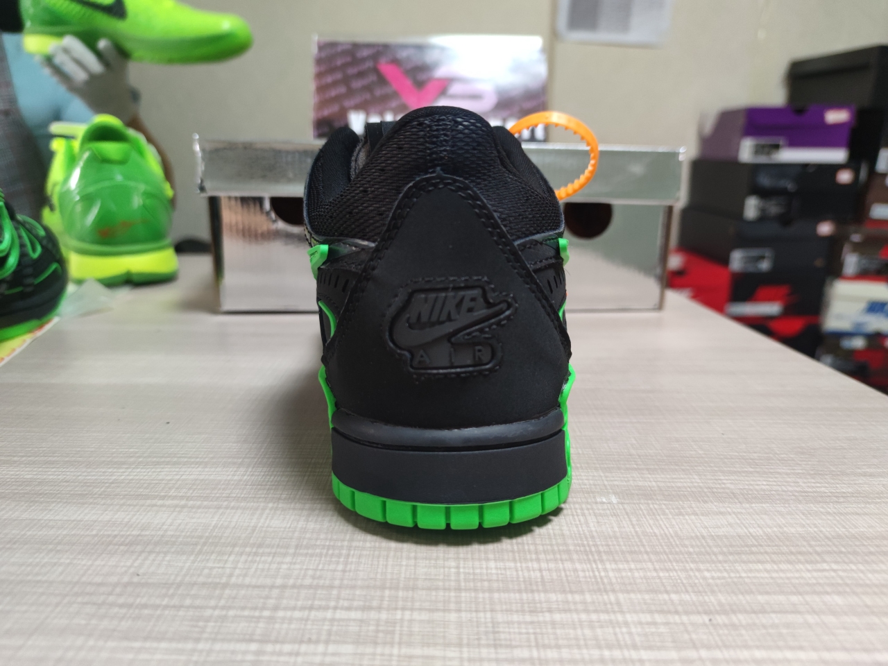 Air Rubber Dunk Off-White Green Strike CU6015-001