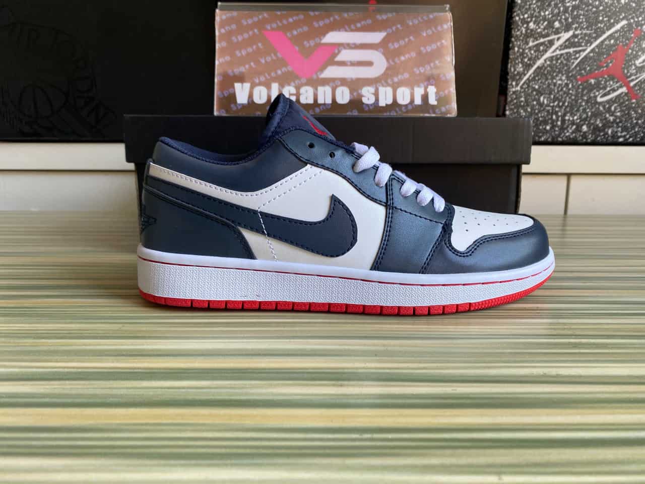 Air Jordan 1 Retro Low 'Obsidian Ember Glow' 553558-481