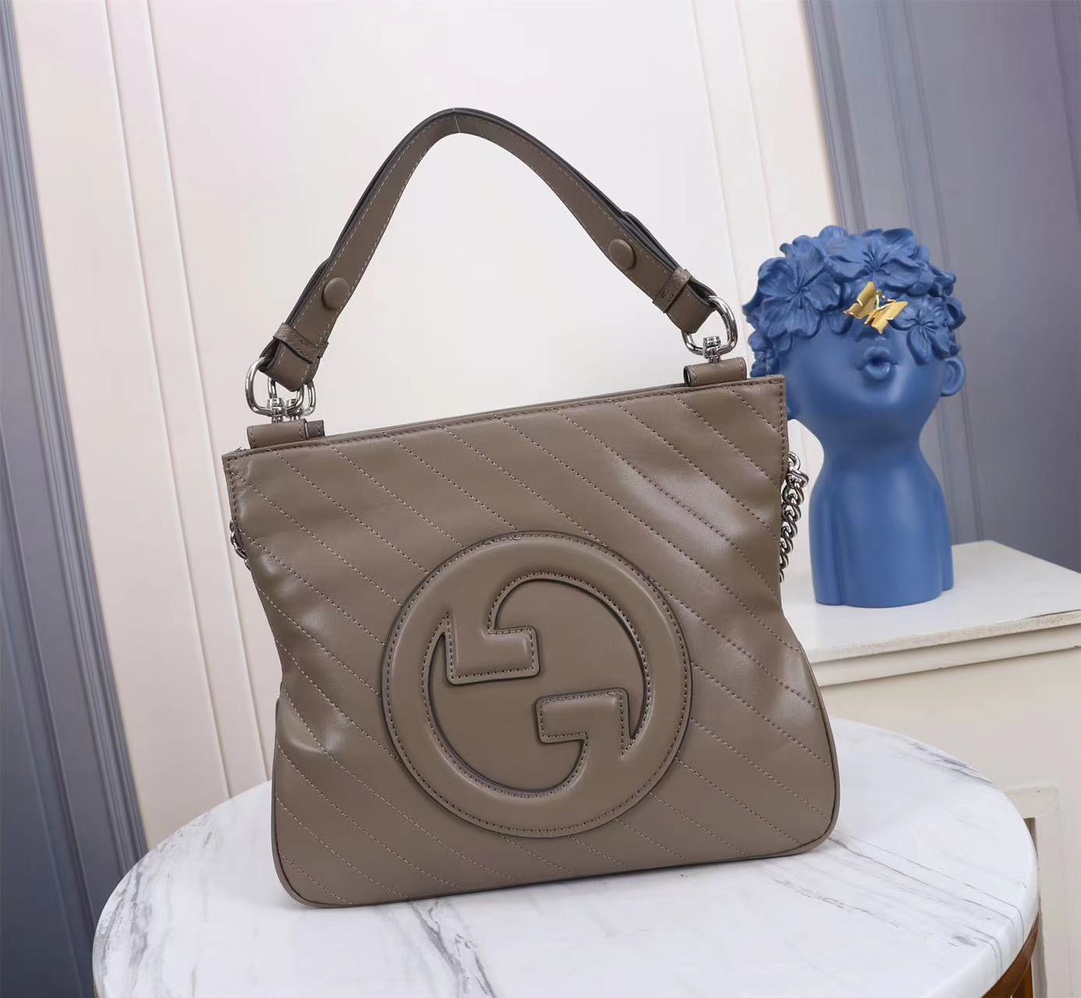 GUCCI 751518 24x30x6cm
