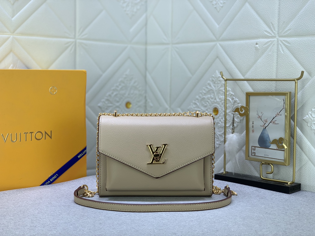 Louis Vuitton Mylockme BB M51418 (3) 22.5 x 17.0 x 5.5 cm