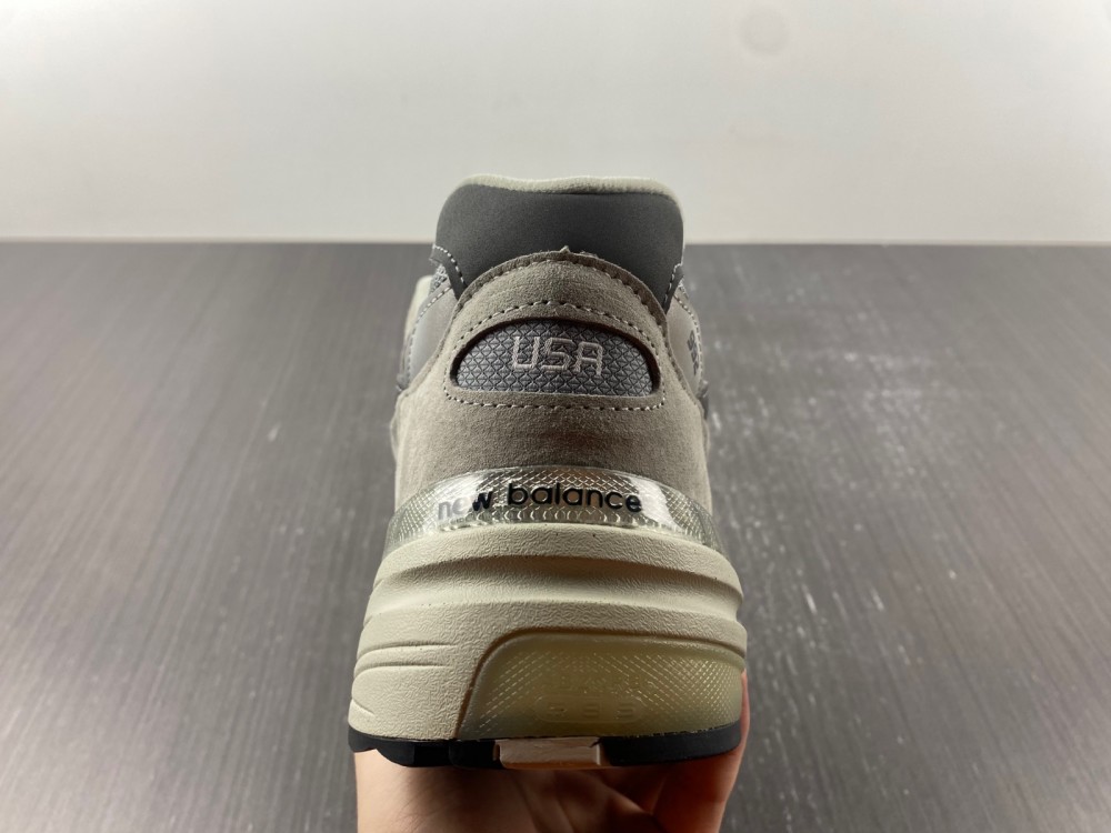 New Balance 992 Grey
