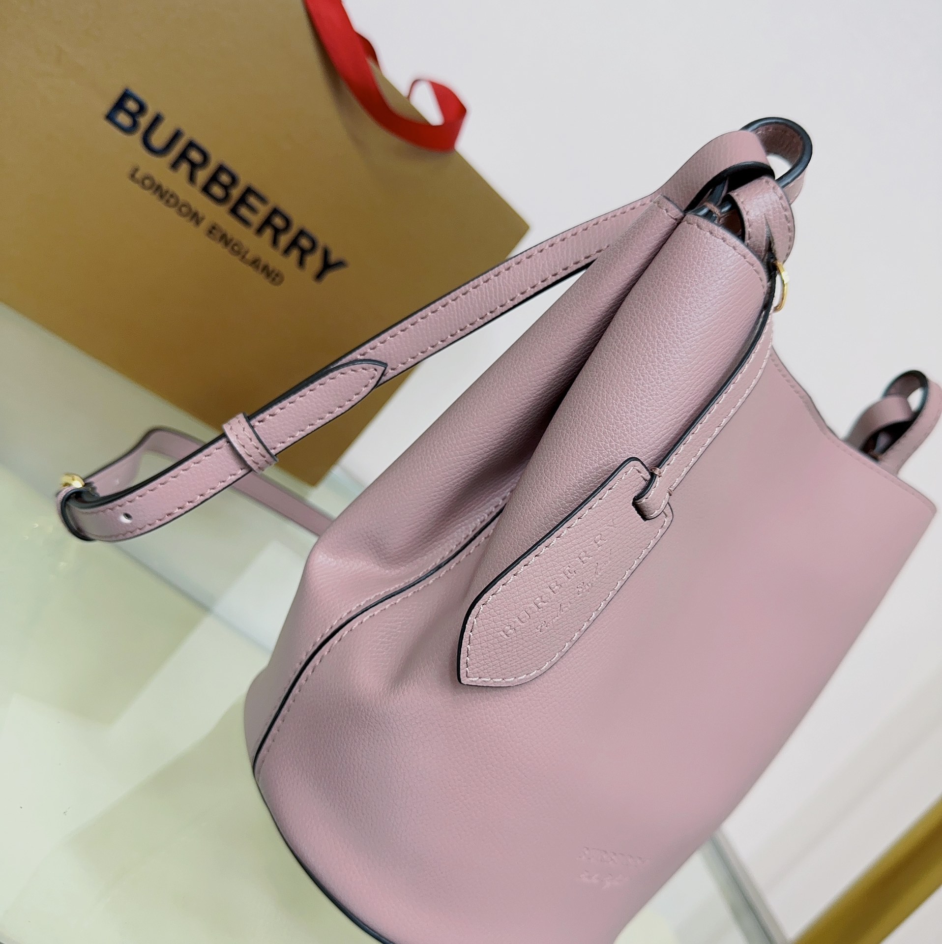 Burberry 158135 (2) 18.5 x 15 x 23.5cm