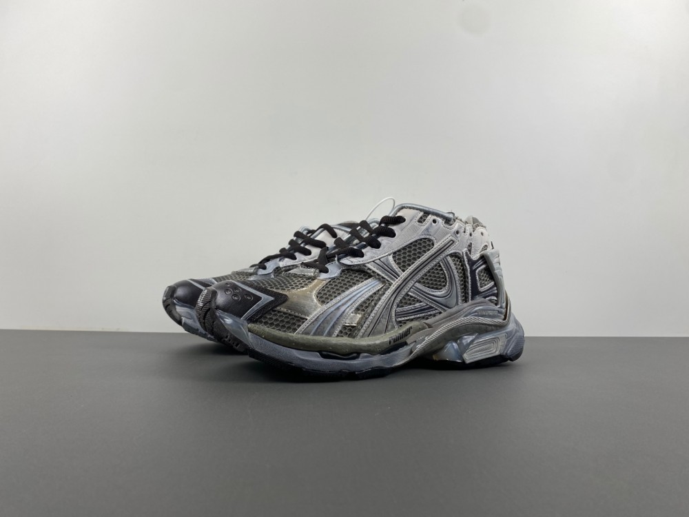 BALENCIAGA -Runner 772774 W3RMU 2000