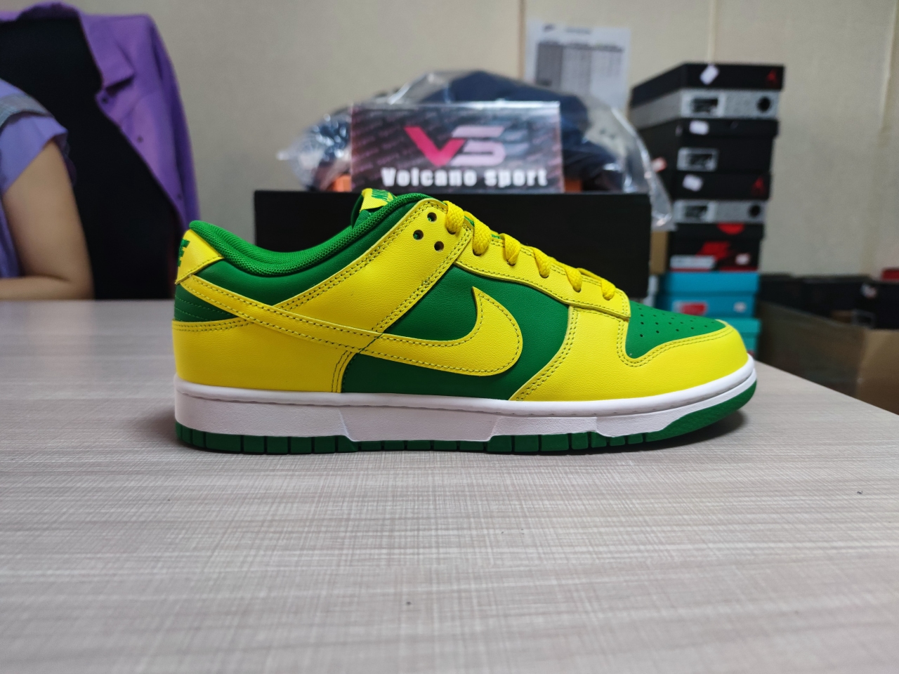 Dunk Low Retro Reverse Brazil DV0833-300