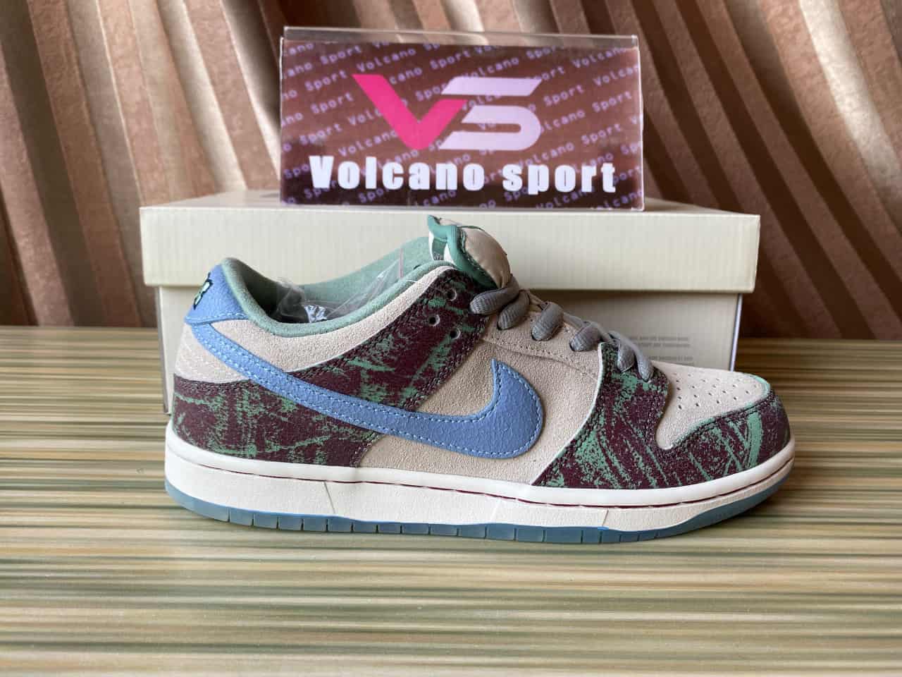 Nike SB Dunk Low Crenshaw Skate Club FN4193-100