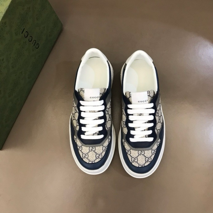Gucci GG embossed sneakers Blue Brown