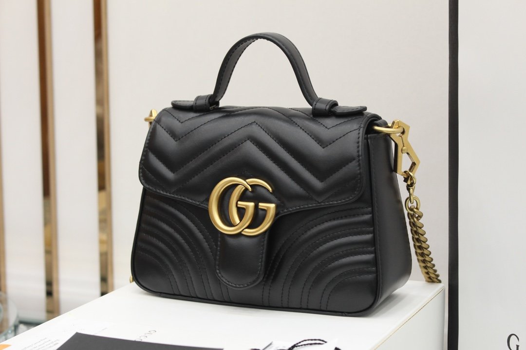 GUCCI Marmont 547260 21*15*8cm