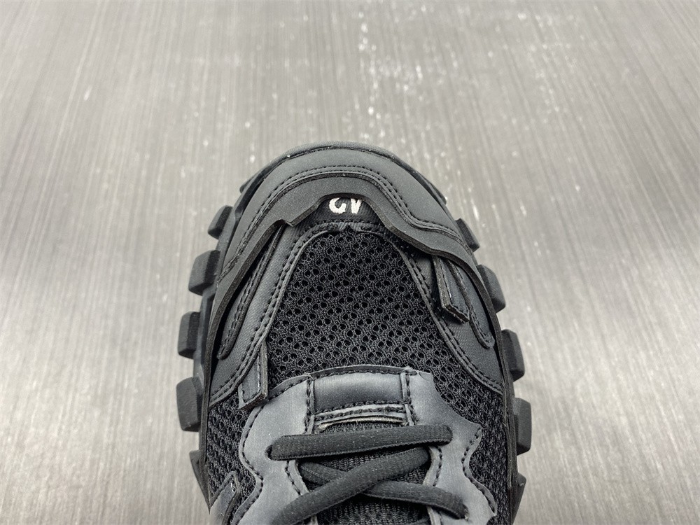 BALENCIAGA Track.3 Sneakers - Black