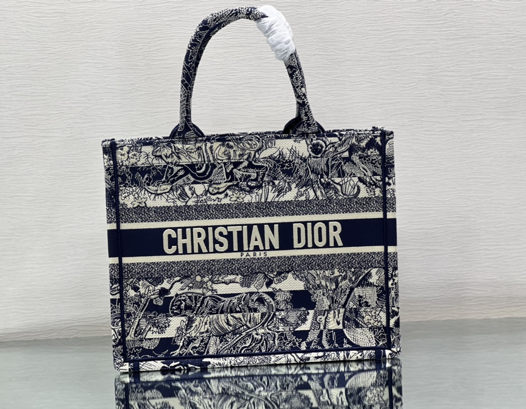 Dior Book Tote 1296(42) 36.5x 28x 17.5cm