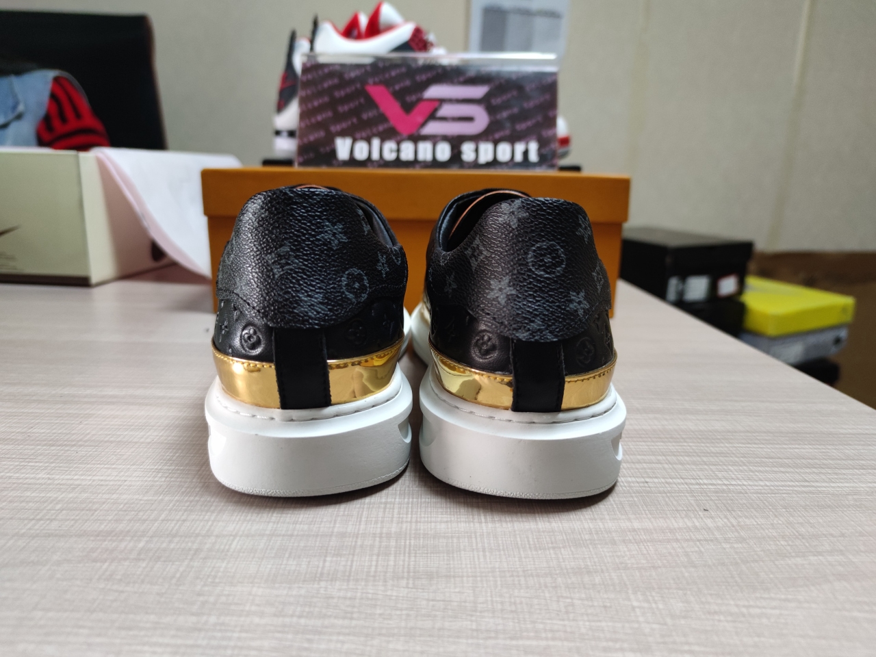 Louis Vuitton mens shoes