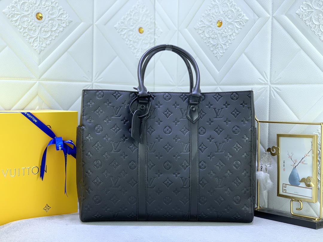 Louis Vuitton Sac Plat M46451 44 x 33 x 18cm