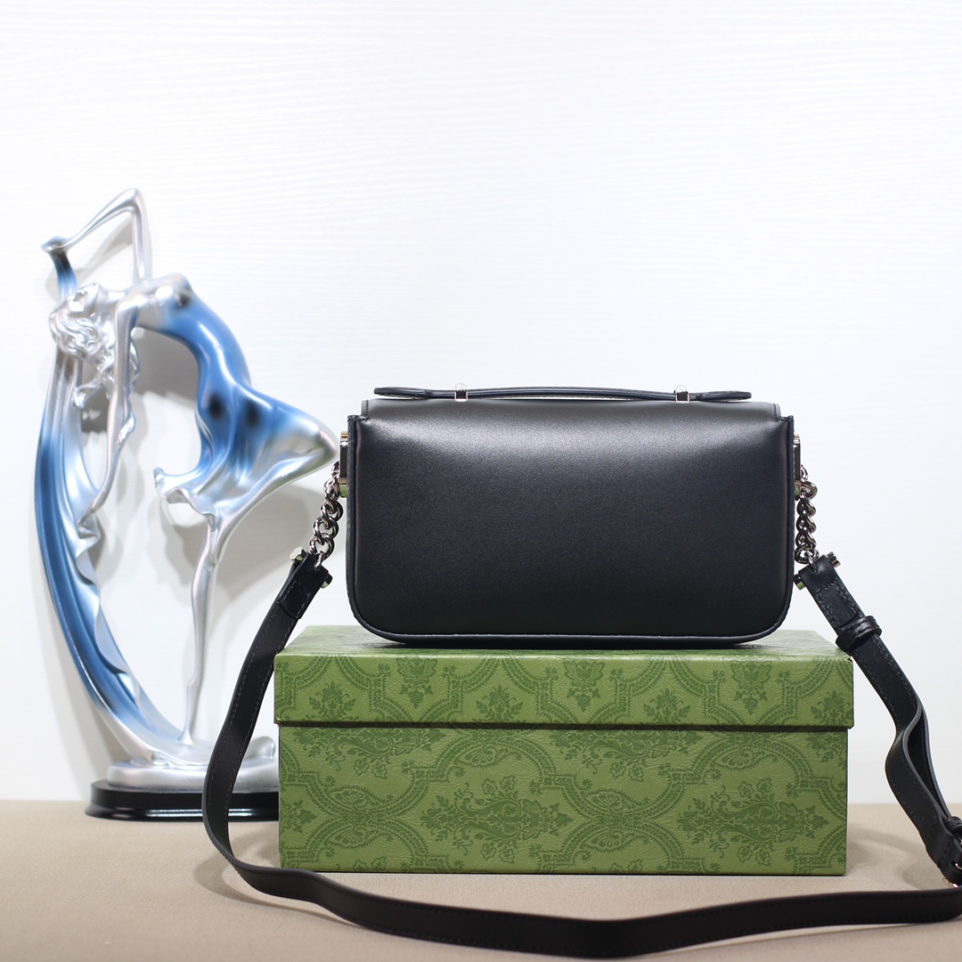 GUCCI 739722 21x10x5cm