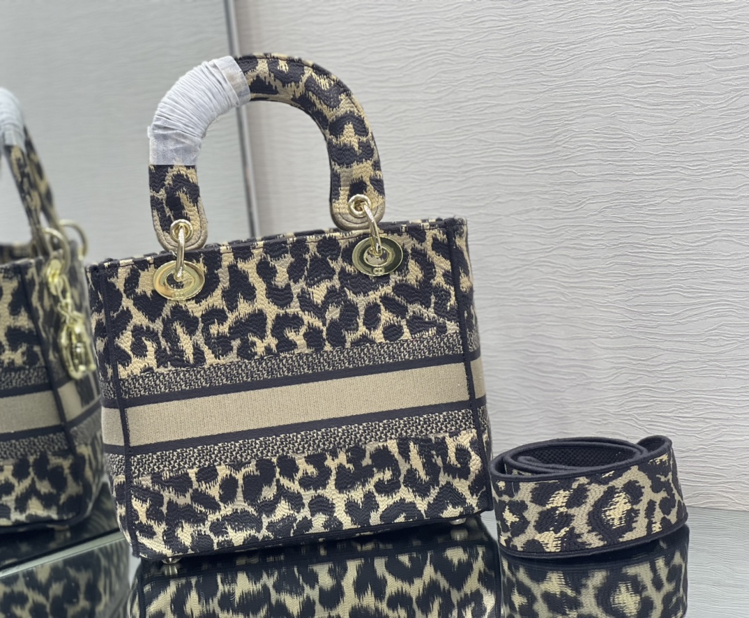 Dior LADY 9027(8) 24x20x11cm