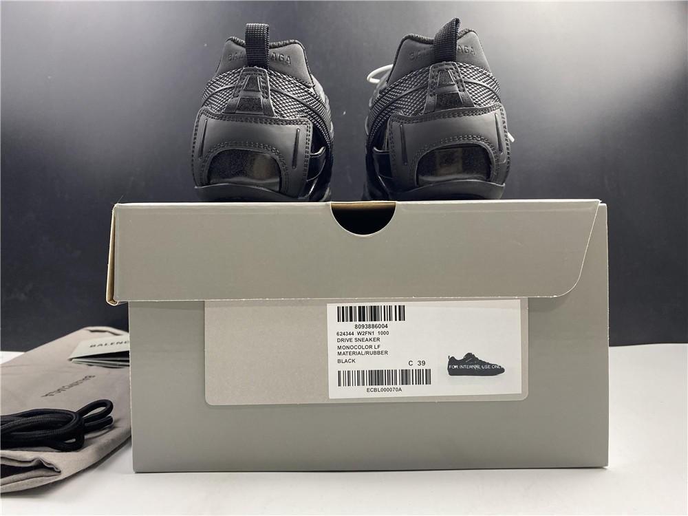 (WMNS) Balenciaga Drive Sneaker 'Triple Black' 624344W2FN11000