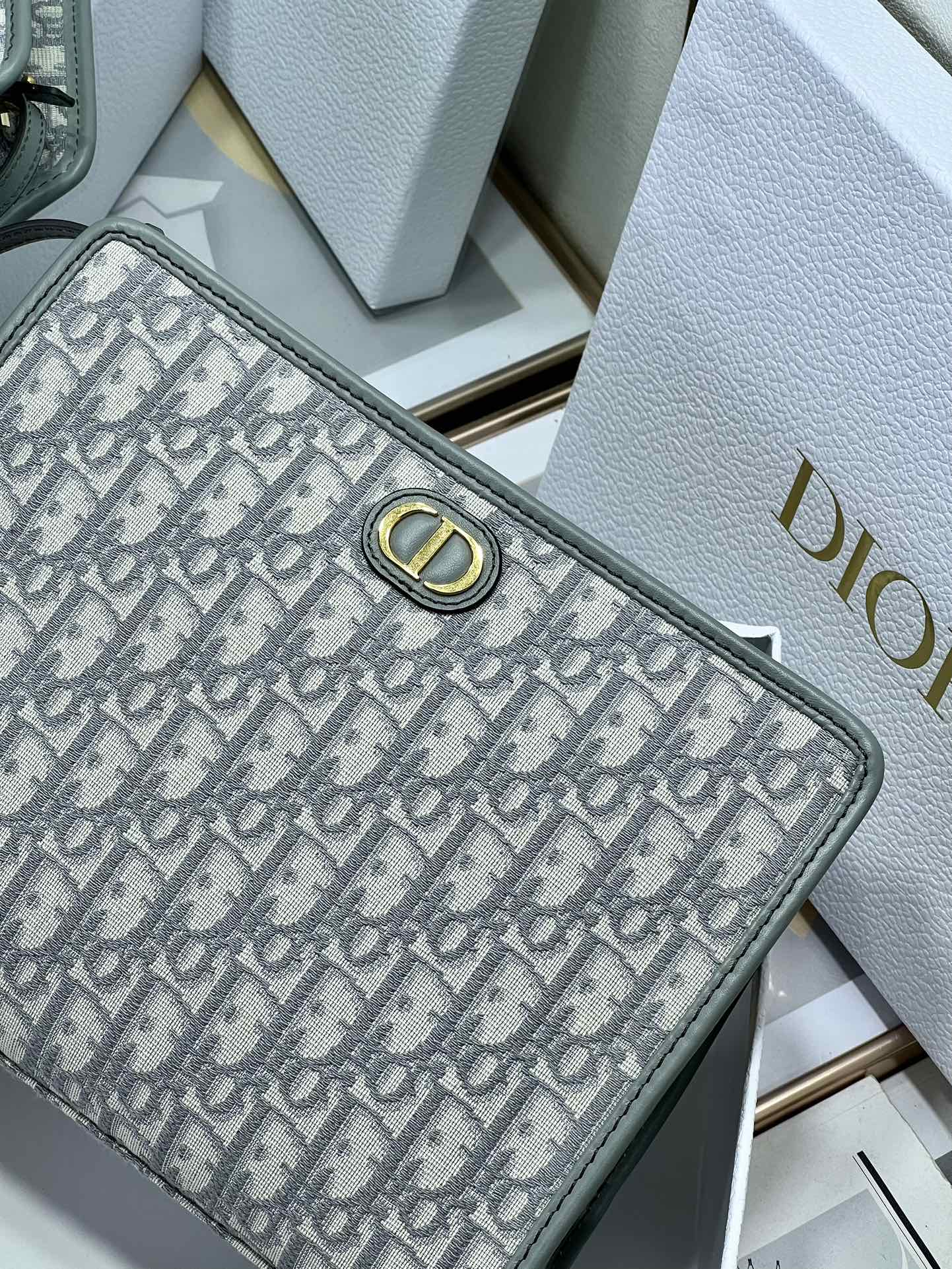 Dior Oblique 26×19.5×7cm