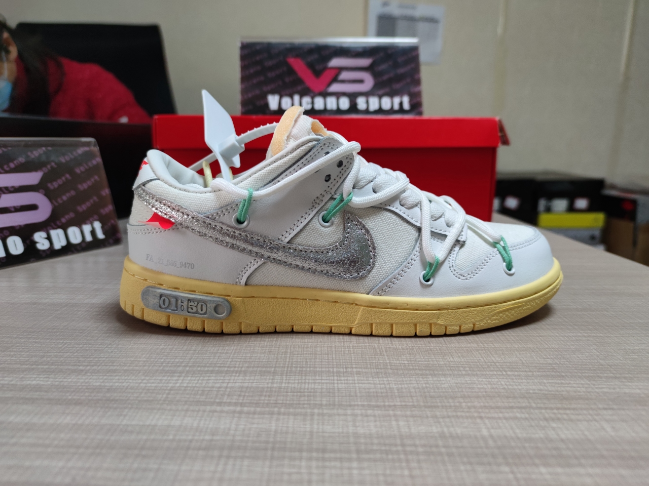 Dunk Low Off-White Lot 1 DM1602 127