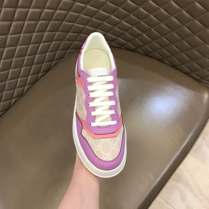 Gucci GG embossed sneakers Pink