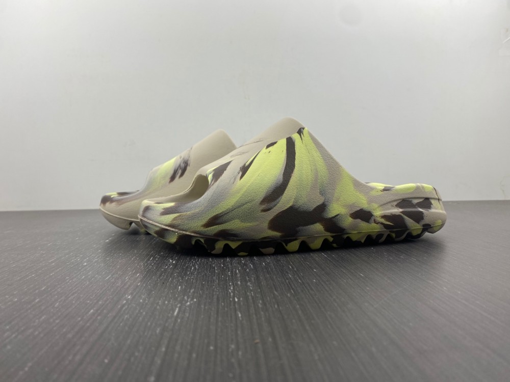 adidas Yeezy Slide  FZ5899