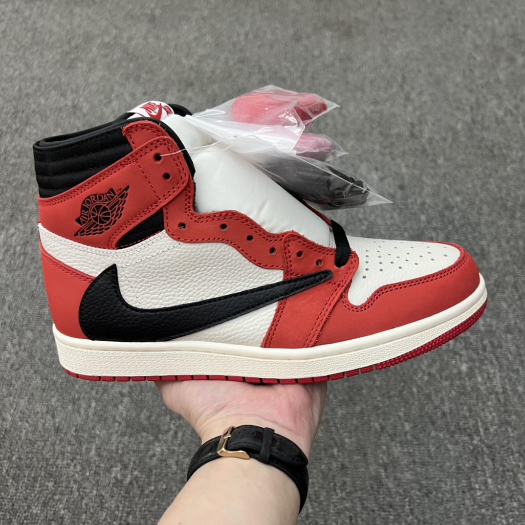 Jordan 1 Retro AJKO Chicago Vintage 402297-101