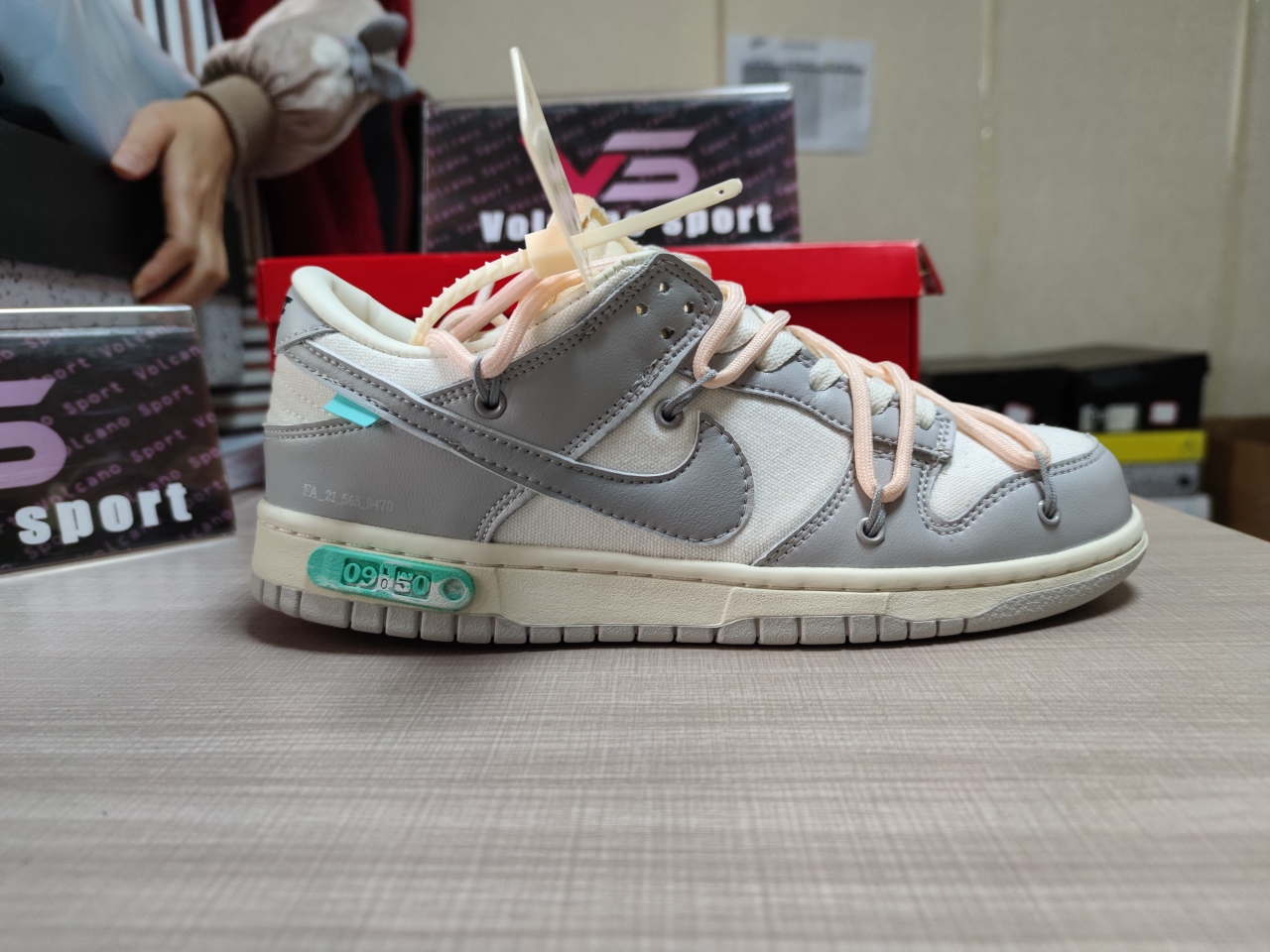 Dunk Low Off-White Lot 9 DM1602 109