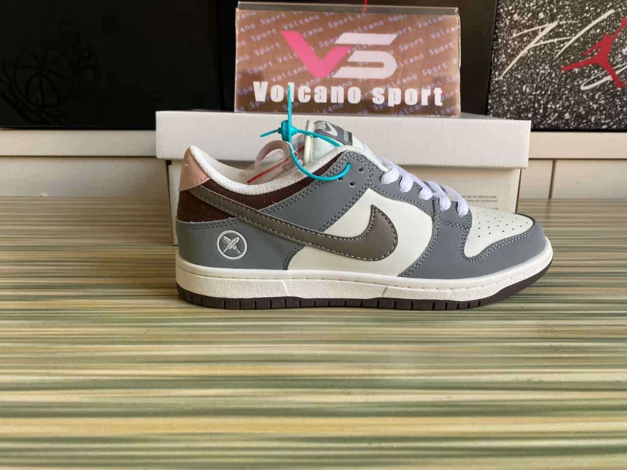 Nike SB Dunk Low Yuto Horigome FQ1180-001