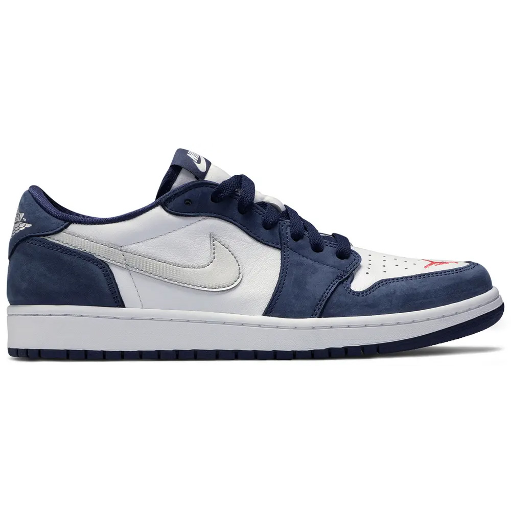 Jordan 1 Low SB Midnight Navy CJ7891-400