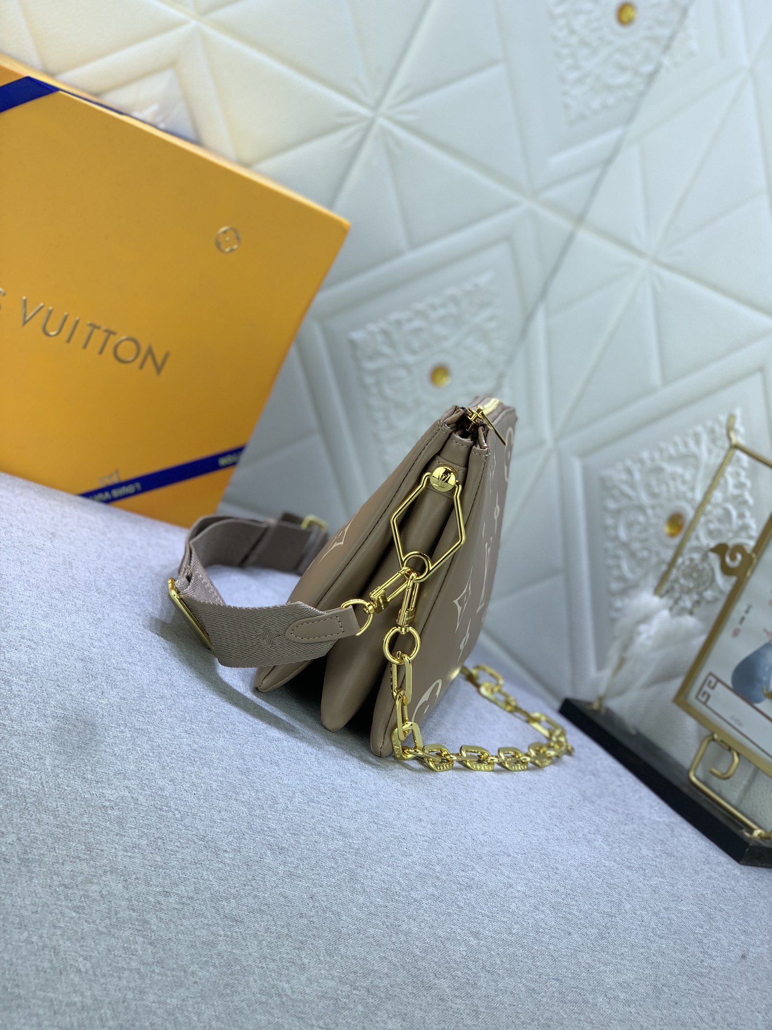 Louis Vuitton  Mini Soft Trunk M22398 (3) 18.5 x 13.0 x 8.0cm