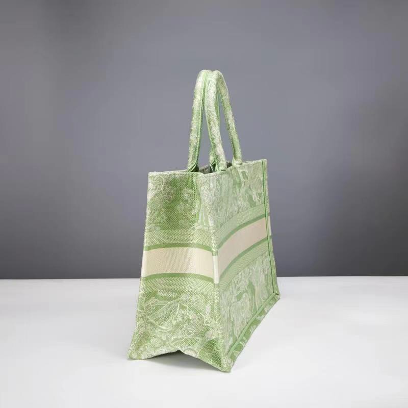 Dior Book Tote 1296(8) 36.5x 28x 17.5cm