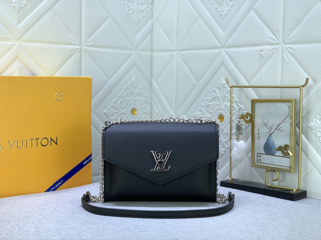 Louis Vuitton Mylockme BB M51418 22.5 x 17.0 x 5.5 cm