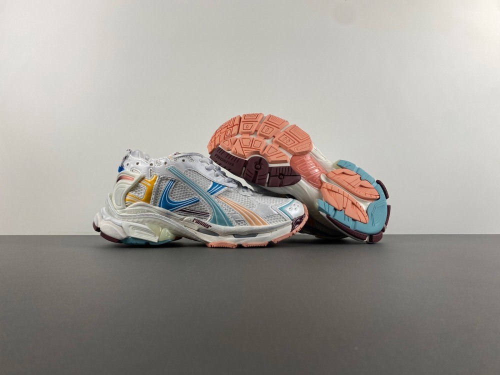 Balenciaga 772774-W3RNY-0326