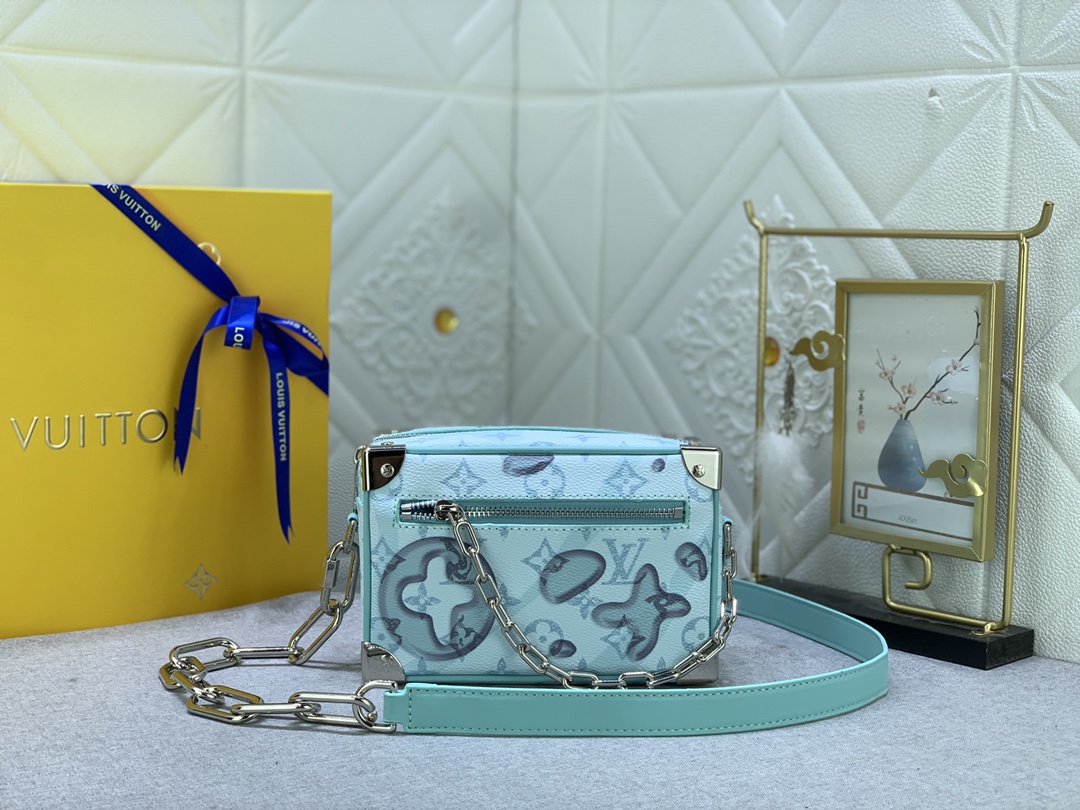 Louis Vuitton Mini Soft Trunk M22588 (2) 18.5 x 13.0 x 8.0cm