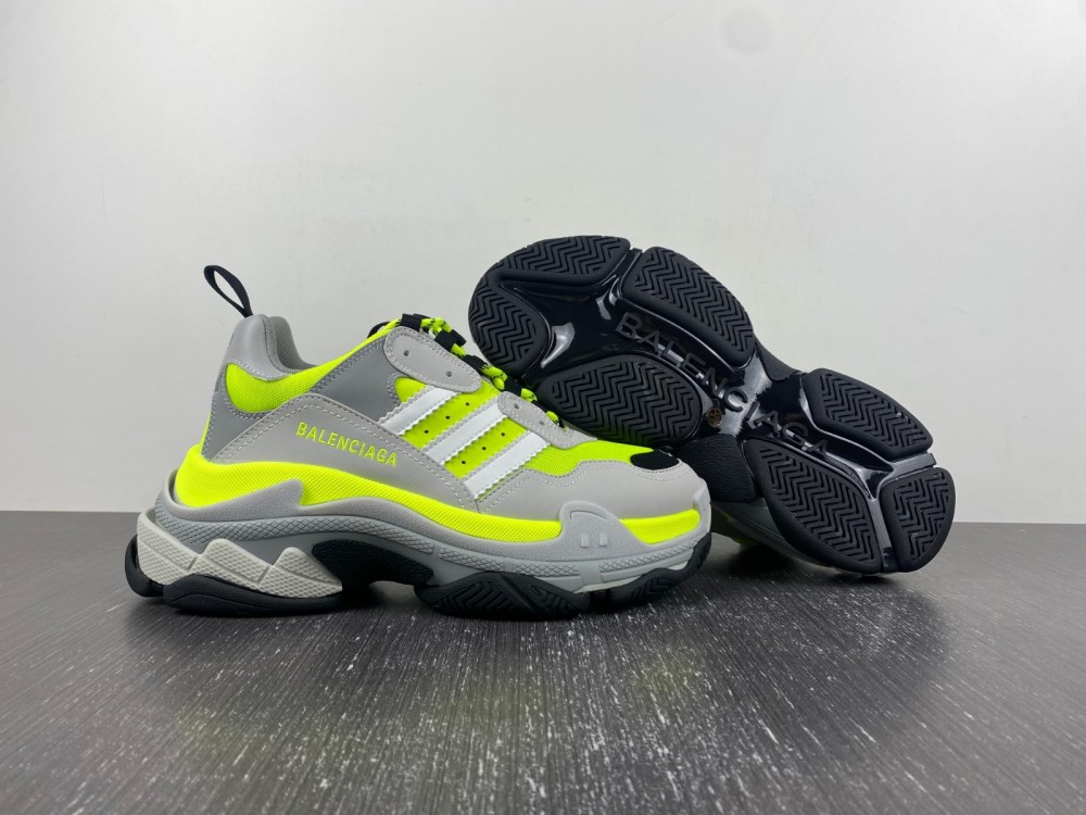 Balenciaga 712821 W2ZB5 7512