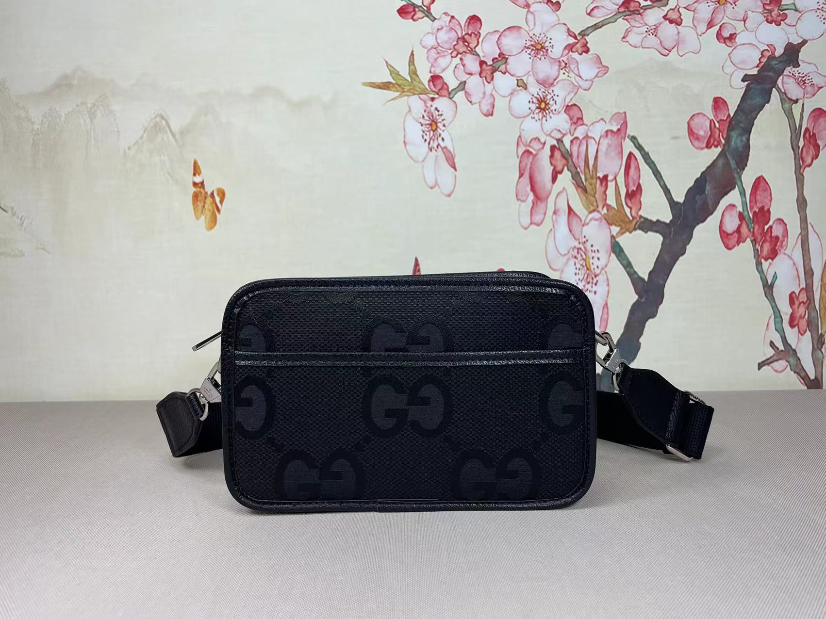 GUCCI Ophidia 696075 22.5x14x7cm