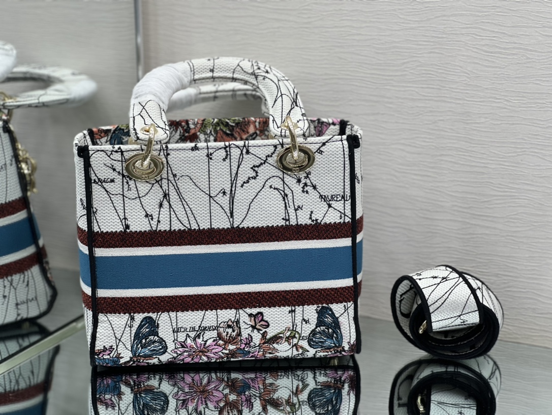Dior LADY 9027(4) 24x20x11cm