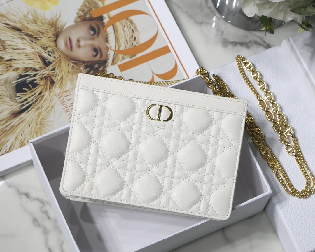 Dior Caro 7002 (2) 19 x 14 x 3cm