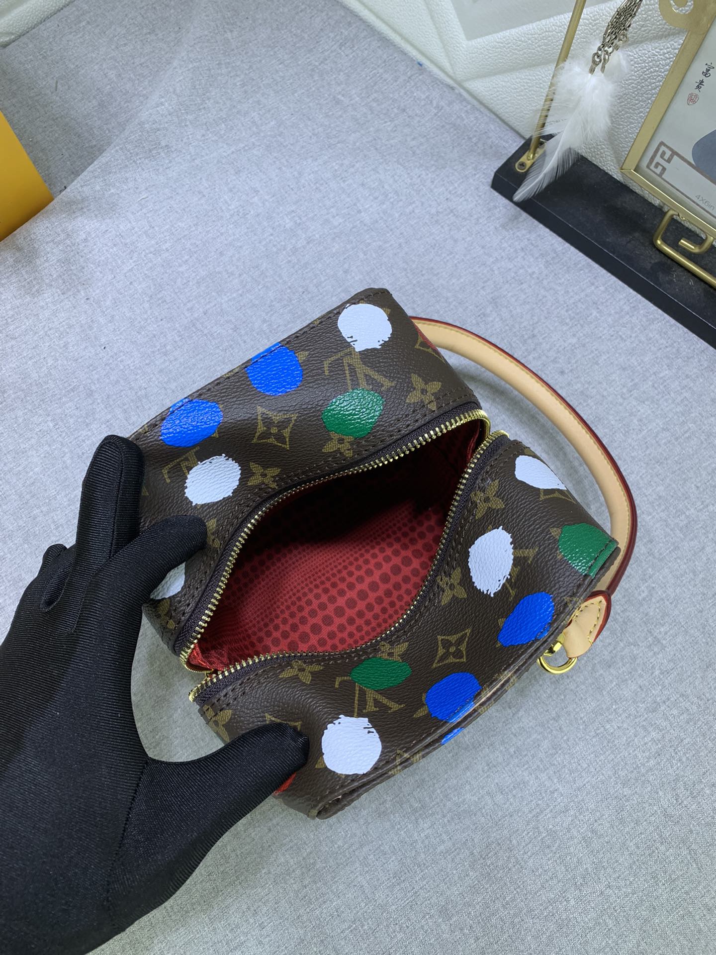 Louis Vuitton x YK Square Bag M21778 16x16x16cm