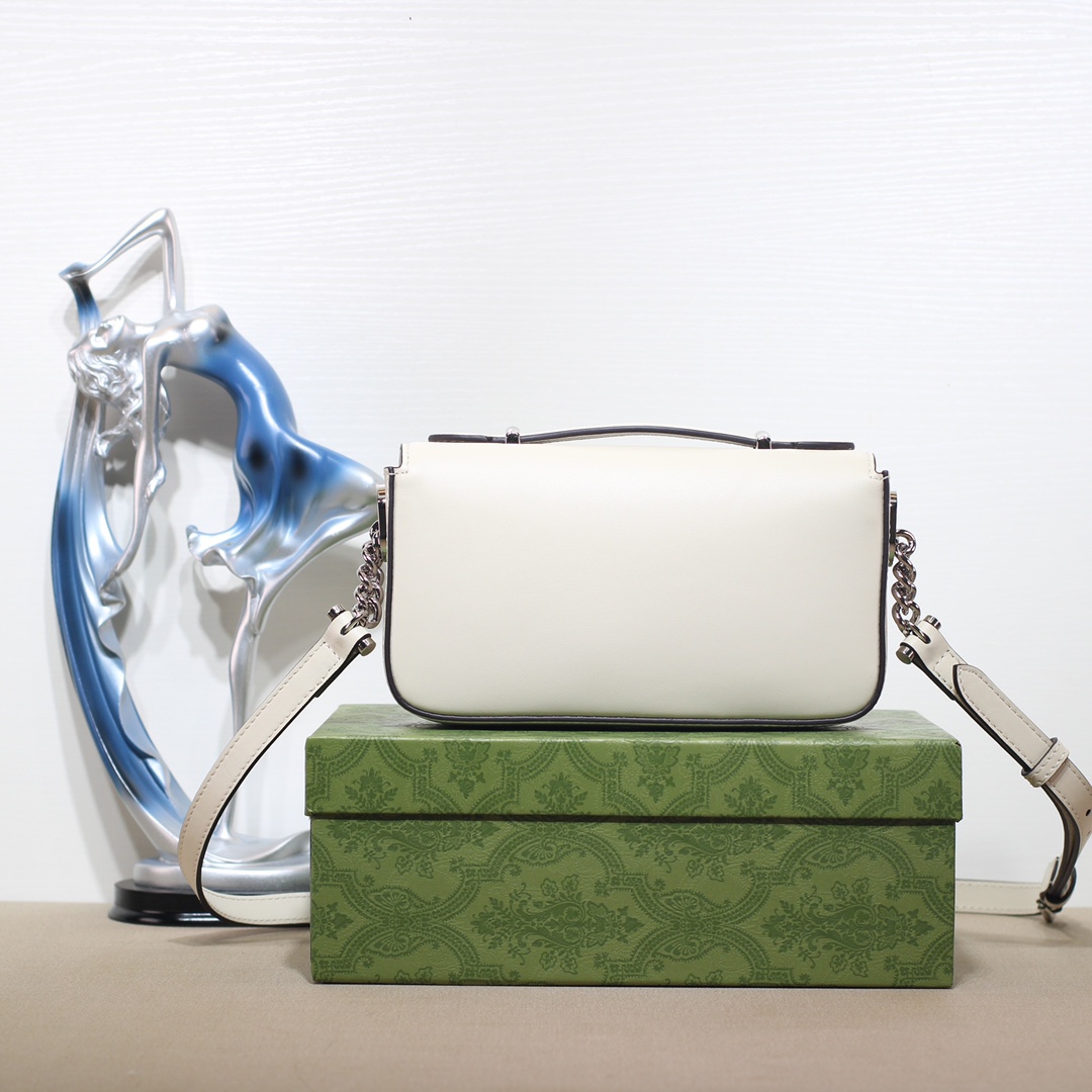 GUCCI 739722 21x10x5cm