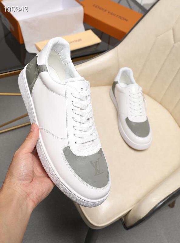 Louis Vuitton Vitorlia Sneaker