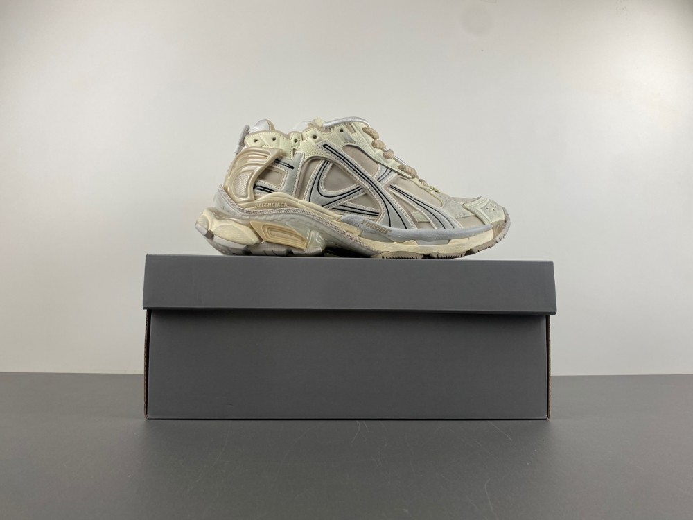 Balenciaga 772774-W3RNY-1205