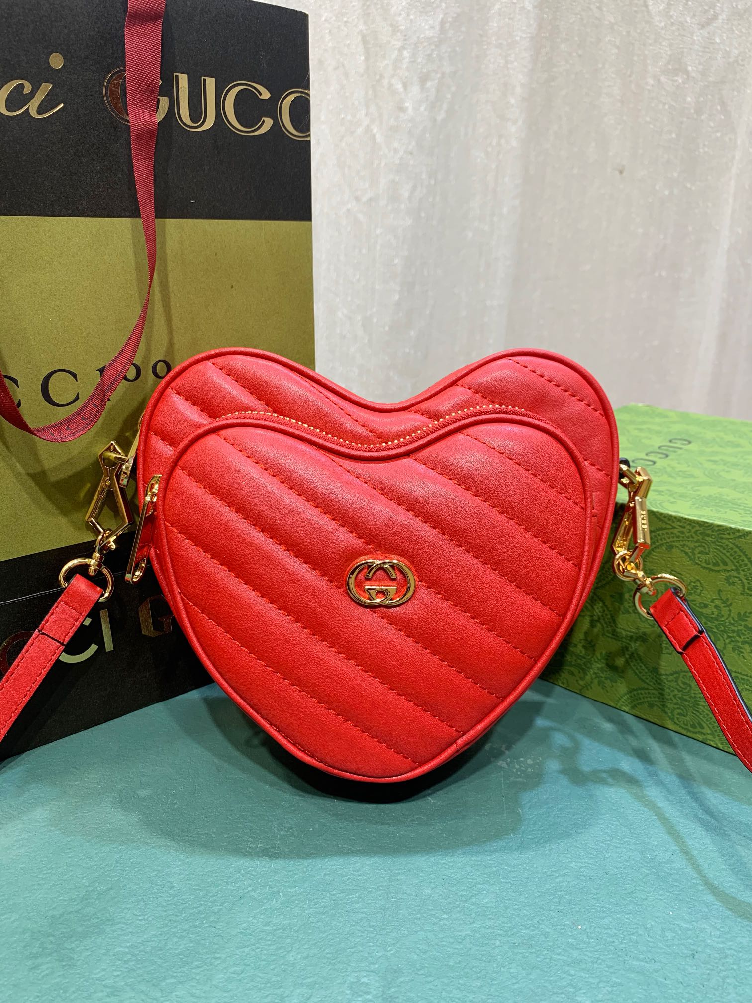 Gucci 751628 20x17.5x6.5cm
