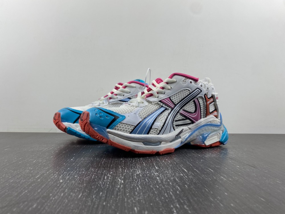 Balenciaga 772774-W3RBW-2325