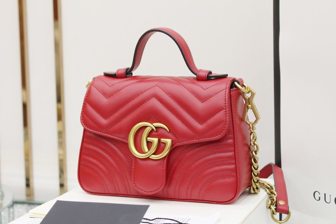 GUCCI Marmont 547260 21*15*8cm
