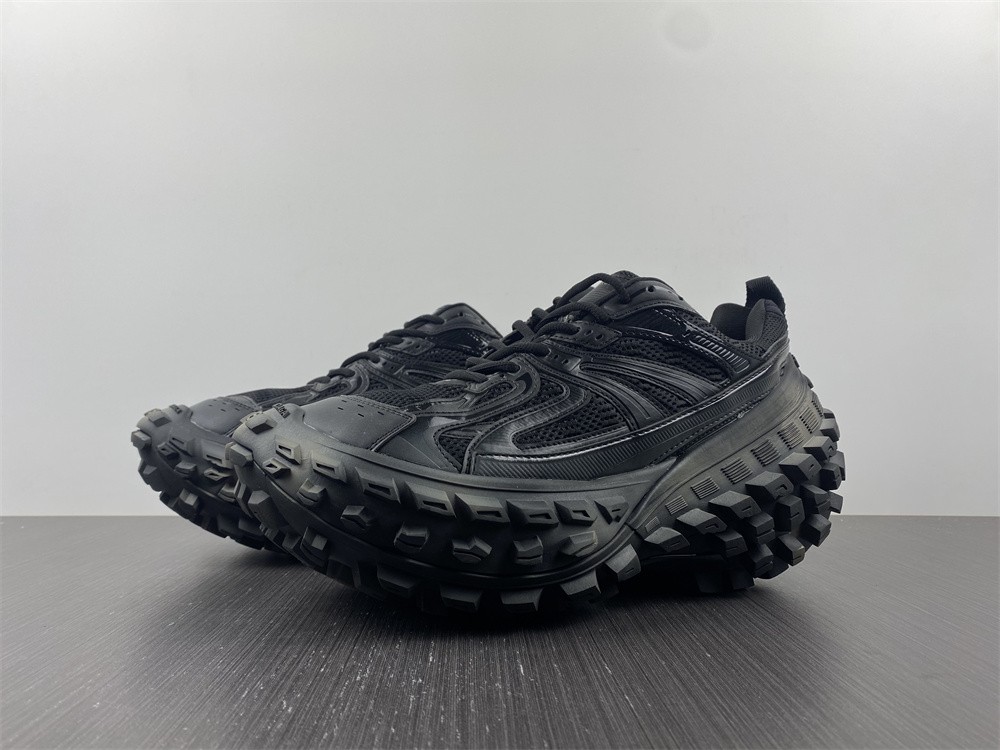 Balenciaga Bouncer Chunky-Sole Sneakers - Black for Women