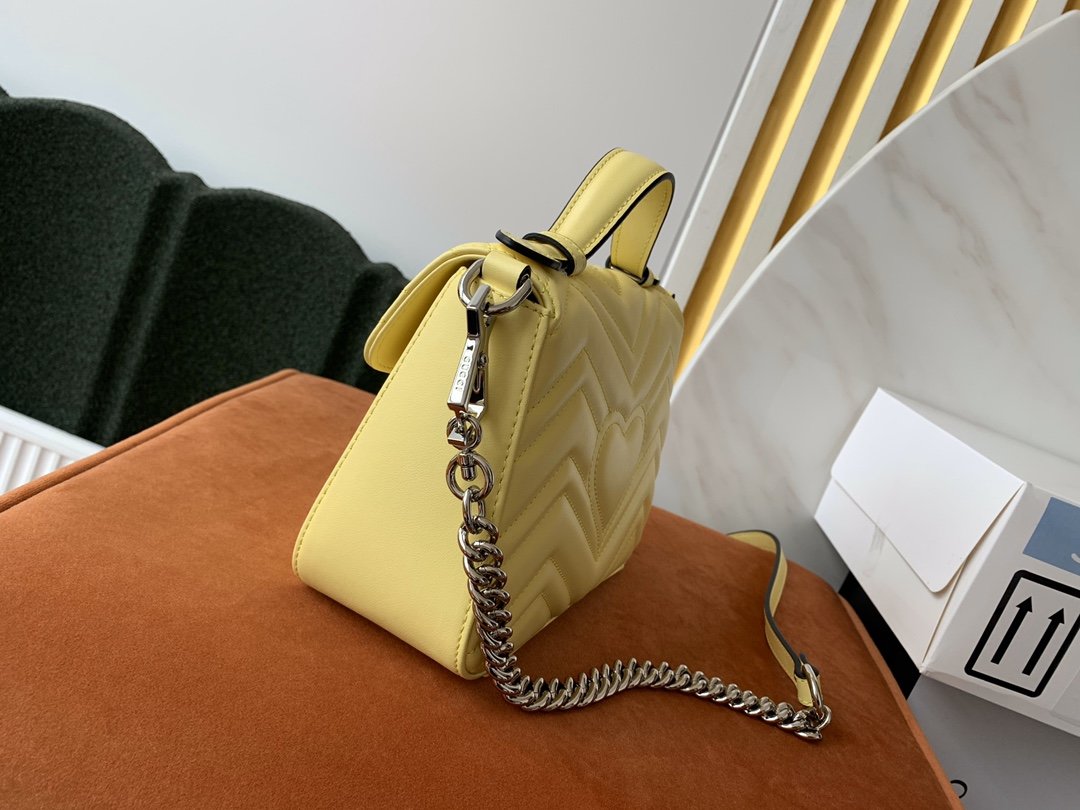 GUCCI Marmont 583571 21x15.5x8cm