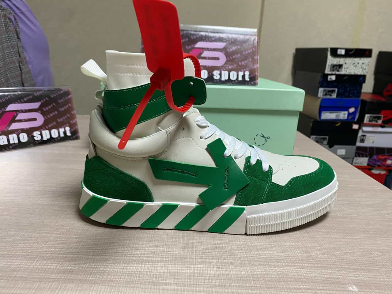 OFF-WHITE Vulcanized White and green High-Top