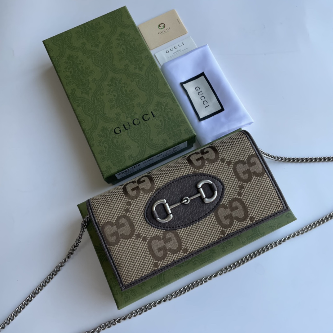 GUCCI 621892 19x10x4cm