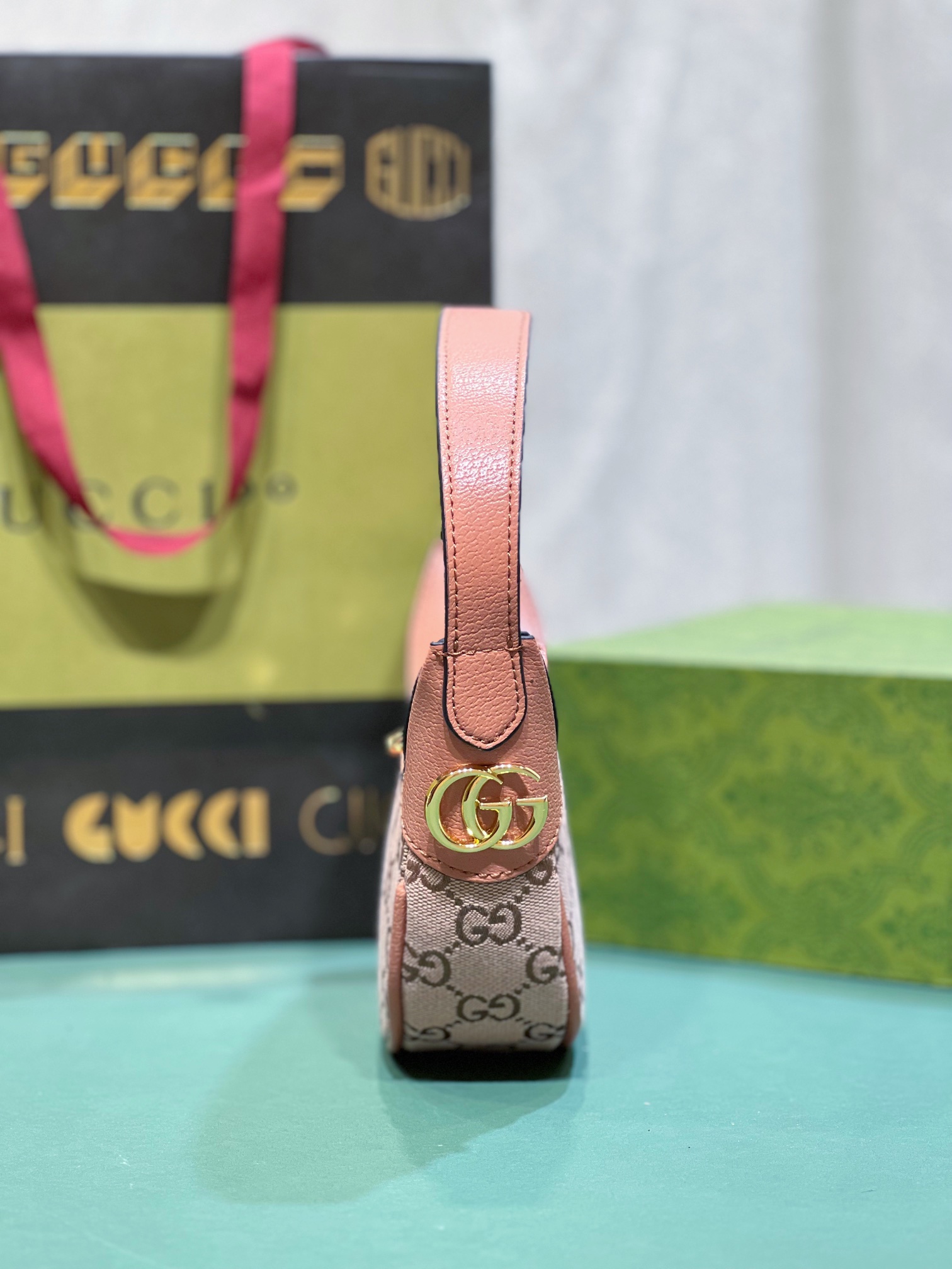 Gucci 658551 20×15×5cm