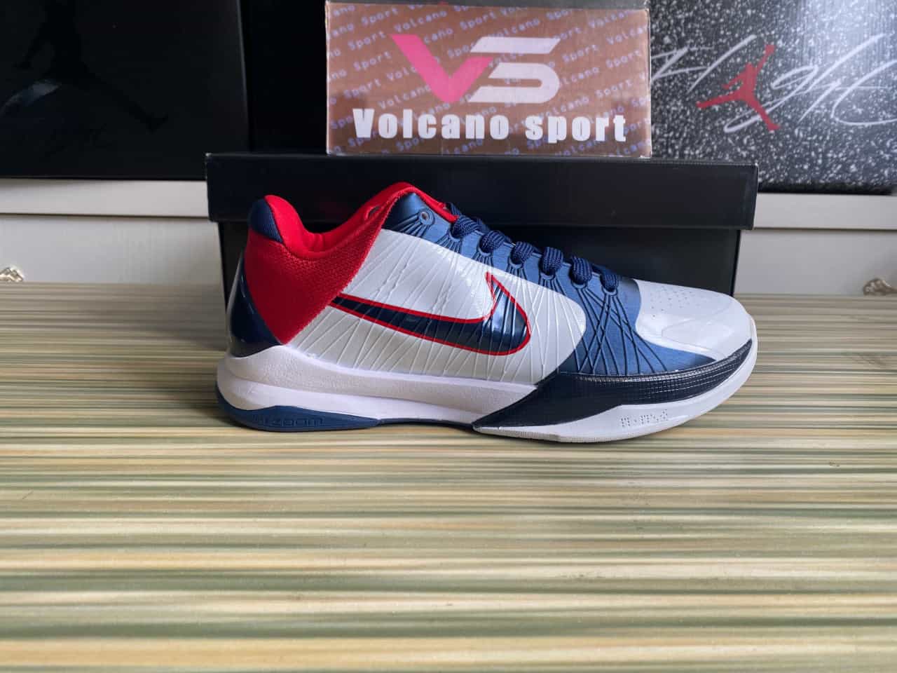Kobe 5 United We Rise 386429-105